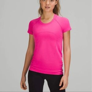 Lululemon sonic pink Swiftly Tech tshirt